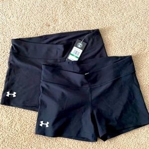 Under Armour Compression/Volleyball shorts. Sz. L